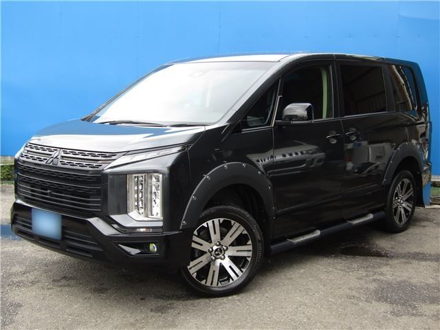 2022 Mitsubishi Delica D:5 P 4WD Sedan for sale, Japanese used car export | GULJI TRADERS