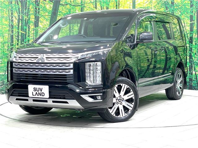 2022 Mitsubishi Delica D:5 G Sedan for sale, Japanese used car export - photo 1 of 30 | GULJI TRADERS