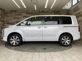 2022 Mitsubishi Delica D:5 P Sedan for sale, Japanese used car export - photo 16 of 20 | GULJI TRADERS
