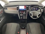 2022 Mitsubishi Delica D:5 G 4WD Sedan for sale, Japanese used car export - photo 3 of 23 | GULJI TRADERS
