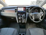 2022 Mitsubishi Delica D:5 P 4WD Sedan for sale, Japanese used car export - photo 5 of 24 | GULJI TRADERS