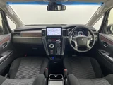 2022 Mitsubishi Delica D:5 P 4WD Sedan for sale, Japanese used car export - photo 3 of 24 | GULJI TRADERS