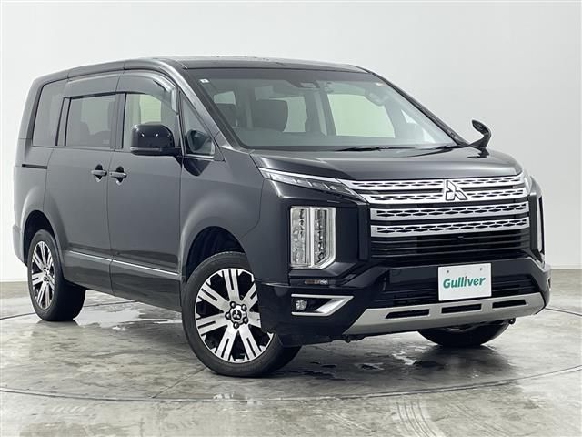 2022 Mitsubishi Delica D:5 G 4WD Sedan for sale, Japanese used car export - photo 1 of 24 | GULJI TRADERS