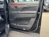 2022 Mitsubishi Delica D:5 P 4WD Sedan for sale, Japanese used car export - photo 23 of 24 | GULJI TRADERS