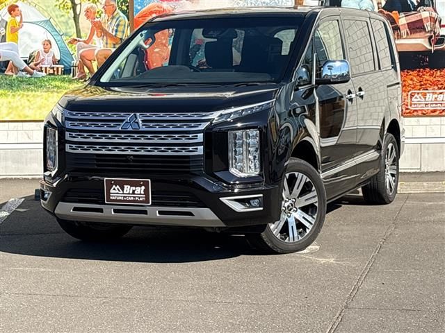 2022 Mitsubishi Delica D:5 P 4WD Sedan for sale, Japanese used car export - photo 1 of 24 | GULJI TRADERS
