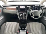 2022 Mitsubishi Delica D:5 G 4WD Sedan for sale, Japanese used car export - photo 3 of 24 | GULJI TRADERS