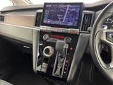 2022 Mitsubishi Delica D:5 4WD Sedan for sale, Japanese used car export - photo 18 of 24 | GULJI TRADERS