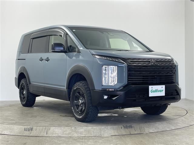 2022 Mitsubishi Delica D:5 G 4WD Sedan for sale, Japanese used car export - photo 1 of 24 | GULJI TRADERS