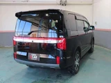2022 Mitsubishi Delica D:5 2.2 G Sedan for sale, Japanese used car export - photo 2 of 9 | GULJI TRADERS