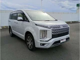 2023 Mitsubishi Delica D:5 2.2 P Diesel Turbo 4WD Sedan for sale, Japanese used car export - photo 42 of 43 | GULJI TRADERS