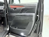 2023 Mitsubishi Delica D:5 2.2 P 4WD Sedan for sale, Japanese used car export - photo 16 of 30 | GULJI TRADERS