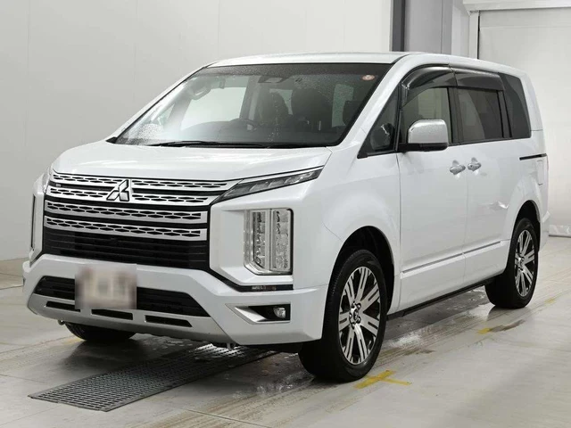 2023 Mitsubishi Delica D:5 P 4WD Sedan for sale, Japanese used car export | GULJI TRADERS