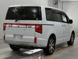 2023 Mitsubishi Delica D:5 P 4WD Sedan for sale, Japanese used car export - photo 2 of 12 | GULJI TRADERS