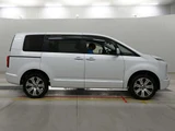 2023 Mitsubishi Delica D:5 P 4WD Sedan for sale, Japanese used car export - photo 3 of 12 | GULJI TRADERS