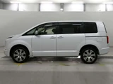 2023 Mitsubishi Delica D:5 P 4WD Sedan for sale, Japanese used car export - photo 4 of 12 | GULJI TRADERS