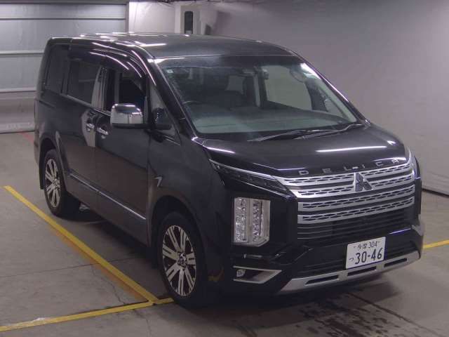 2023 Mitsubishi Delica D:5 P Sedan for sale, Japanese used car export - photo 1 of 3 | GULJI TRADERS