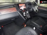 2023 Mitsubishi Delica D:5 P 4WD Sedan for sale, Japanese used car export - photo 3 of 9 | GULJI TRADERS