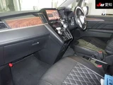 2023 Mitsubishi Delica D:5 P 4WD Sedan for sale, Japanese used car export - photo 3 of 9 | GULJI TRADERS