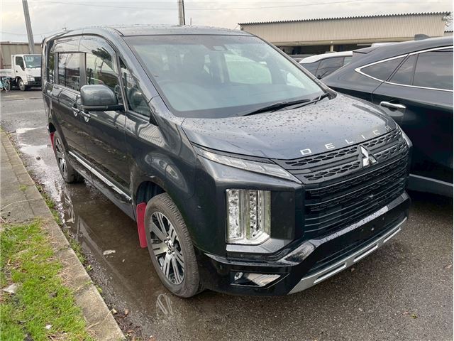 2024 Mitsubishi Delica D:5 G Sedan for sale, Japanese used car export | GULJI TRADERS