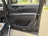 2024 Mitsubishi Delica D:5 4WD Sedan for sale, Japanese used car export - photo 20 of 33 | GULJI TRADERS