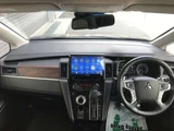 2024 Mitsubishi Delica D:5 2.2 P Diesel Turbo 4WD Sedan for sale, Japanese used car export - photo 10 of 36 | GULJI TRADERS