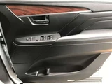 2024 Mitsubishi Delica D:5 2.2 P Diesel Turbo 4WD Sedan for sale, Japanese used car export - photo 8 of 36 | GULJI TRADERS