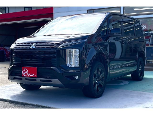 2024 Mitsubishi Delica D:5 Sedan for sale, Japanese used car export - photo 1 of 30 | GULJI TRADERS