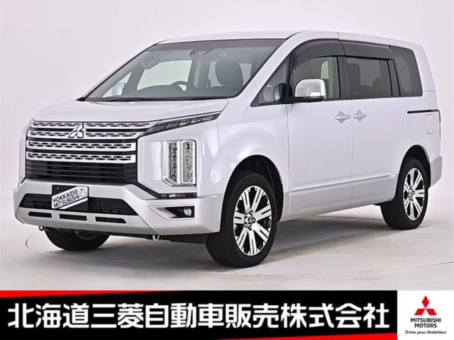 2024 Mitsubishi Delica D:5 2.2 P Diesel Turbo 4WD Sedan for sale, Japanese used car export - photo 1 of 38 | GULJI TRADERS