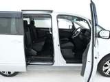 2024 Mitsubishi Delica D:5 2.2 P Diesel Turbo 4WD Sedan for sale, Japanese used car export - photo 18 of 38 | GULJI TRADERS