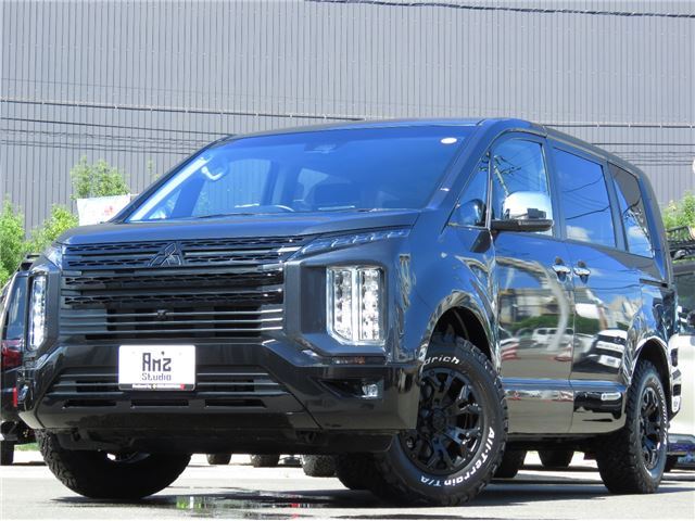 2024 Mitsubishi Delica D:5 P 4WD Turbo Sedan for sale, Japanese used car export - photo 1 of 42 | GULJI TRADERS