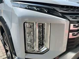2024 Mitsubishi Delica D:5 2.2 P Diesel Turbo 4WD Sedan for sale, Japanese used car export - photo 26 of 38 | GULJI TRADERS