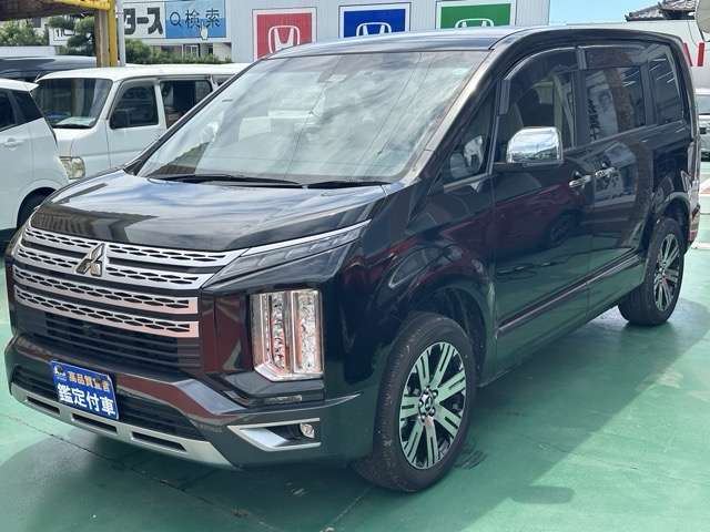 2024 Mitsubishi Delica D:5 2.2 P Diesel Turbo 4WD - photo 1 2024 Mitsubishi Delica D:5 2.2 P Diesel Turbo 4WD Sedan for sale, Japanese used car export - photo 1 of 36 | GULJI TRADERS