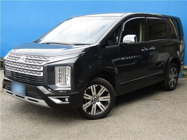 2024 Mitsubishi Delica D:5 P Sedan for sale, Japanese used car export - photo 1 of 52 | GULJI TRADERS