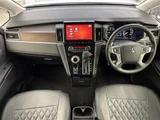 2024 Mitsubishi Delica D:5 P 4WD Sedan for sale, Japanese used car export - photo 5 of 24 | GULJI TRADERS