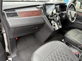2024 Mitsubishi Delica D:5 P 4WD Sedan for sale, Japanese used car export - photo 14 of 24 | GULJI TRADERS