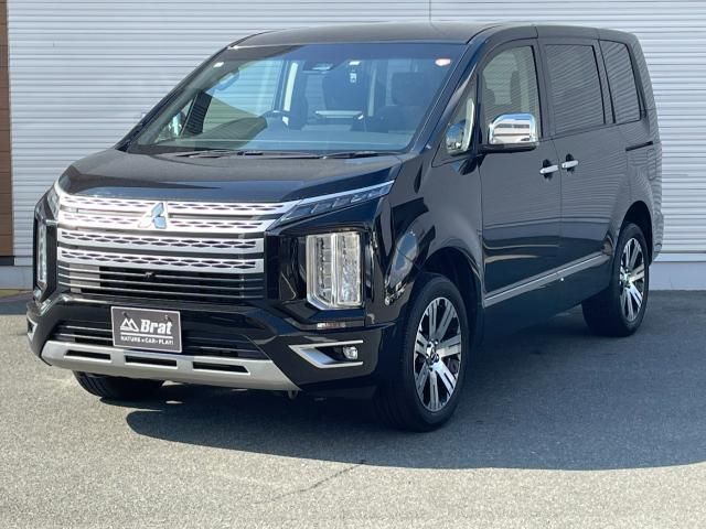 2024 Mitsubishi Delica D:5 P 4WD Sedan for sale, Japanese used car export - photo 1 of 24 | GULJI TRADERS