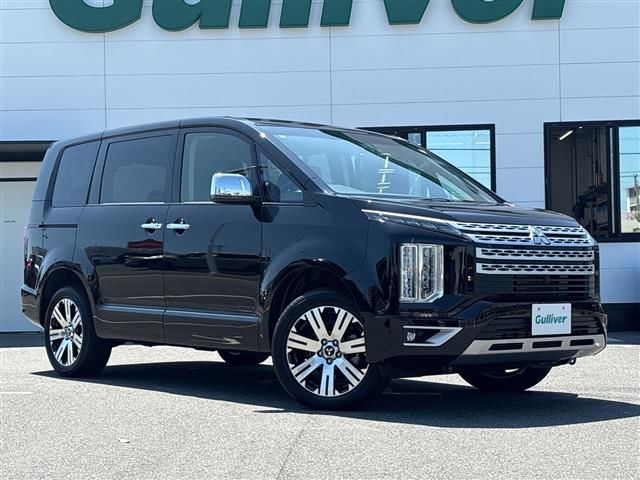 2024 Mitsubishi Delica D:5 P 4WD Sedan for sale, Japanese used car export - photo 1 of 24 | GULJI TRADERS