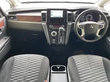 2024 Mitsubishi Delica D:5 G 4WD Sedan for sale, Japanese used car export - photo 5 of 24 | GULJI TRADERS