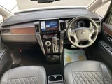 2024 Mitsubishi Delica D:5 2.2 P Diesel Turbo 4WD Sedan for sale, Japanese used car export - photo 3 of 10 | GULJI TRADERS