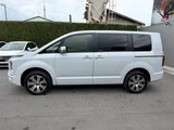 2024 Mitsubishi Delica D:5 2.2 P 4WD Sedan for sale, Japanese used car export - photo 3 of 30 | GULJI TRADERS