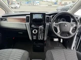 2024 Mitsubishi Delica D:5 2.2 P 4WD Sedan for sale, Japanese used car export - photo 20 of 30 | GULJI TRADERS