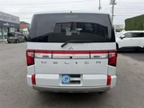 2024 Mitsubishi Delica D:5 2.2 P 4WD Sedan for sale, Japanese used car export - photo 9 of 30 | GULJI TRADERS