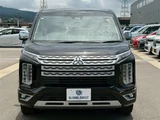 2024 Mitsubishi Delica D:5 2.2D P 4WD Sedan for sale, Japanese used car export - photo 4 of 30 | GULJI TRADERS
