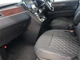 2024 Mitsubishi Delica D:5 2.2 P 4WD Sedan for sale, Japanese used car export - photo 16 of 30 | GULJI TRADERS