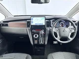 2024 Mitsubishi Delica D:5 2.2 P 4WD Sedan for sale, Japanese used car export - photo 13 of 30 | GULJI TRADERS