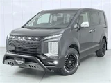 2024 Mitsubishi Delica D:5 2.2 P 4WD Sedan for sale, Japanese used car export - photo 1 of 30 | GULJI TRADERS