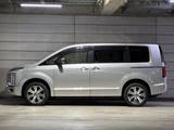 2024 Mitsubishi Delica D:5 4WD Sedan for sale, Japanese used car export - photo 19 of 24 | GULJI TRADERS