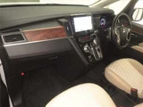 2024 Mitsubishi Delica D:5 4WD P Sedan for sale, Japanese used car export - photo 4 of 12 | GULJI TRADERS