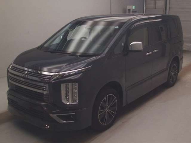 2024 Mitsubishi Delica D:5 4WD Sedan for sale, Japanese used car export - photo 1 of 11 | GULJI TRADERS