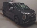 2024 Mitsubishi Delica D:5 4WD Sedan for sale, Japanese used car export - photo 3 of 11 | GULJI TRADERS